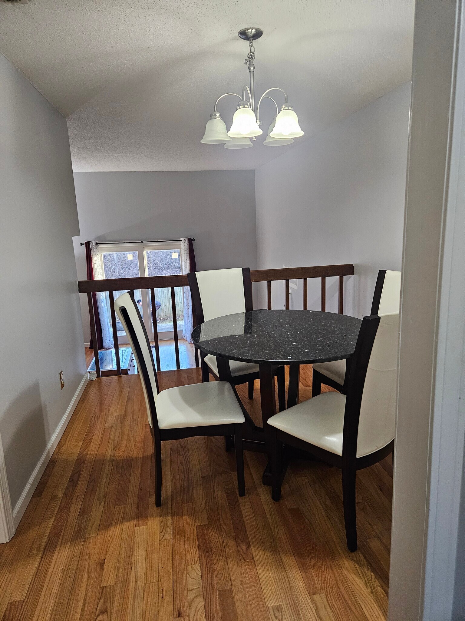 Building Photo - 44 Northbrook Ct