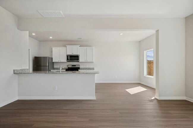 Building Photo - 324 Fastboy Ln