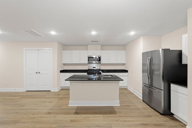 Building Photo - 20551 Prairie Cypress Dr