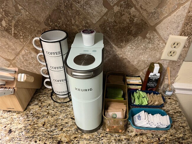 Building Photo - 22319 Deville Dr