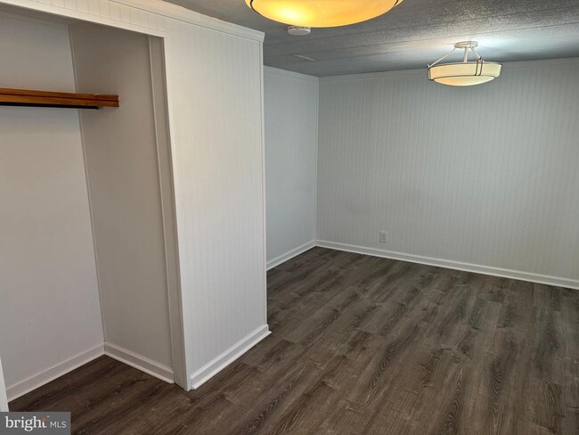 Building Photo - 36991 Laws Point Rd