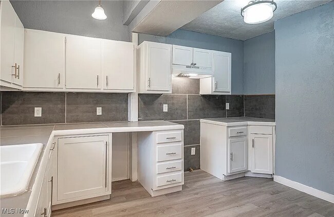 Building Photo - Now Leasing Spacious 4-Bedroom Home in University Park!