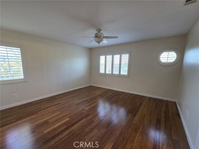 Building Photo - 61 Dovecreek