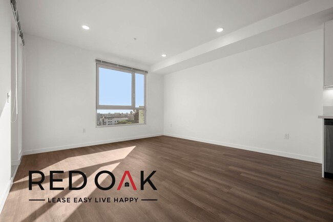 Building Photo - Elegant One Bedroom Penthouse Drenched in ...