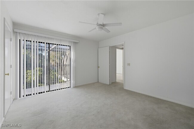 Building Photo - 514 11th Ave S