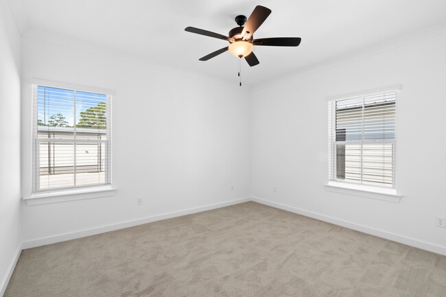 Building Photo - Best of Orange Beach - Casablanca