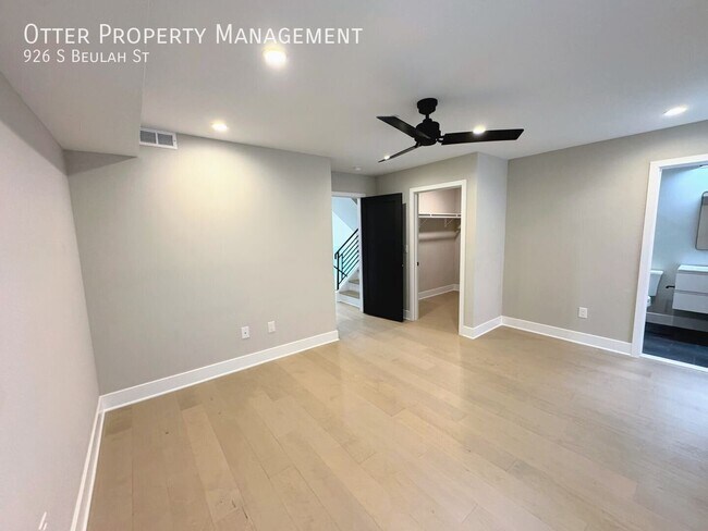 Building Photo - 926 S Beulah St