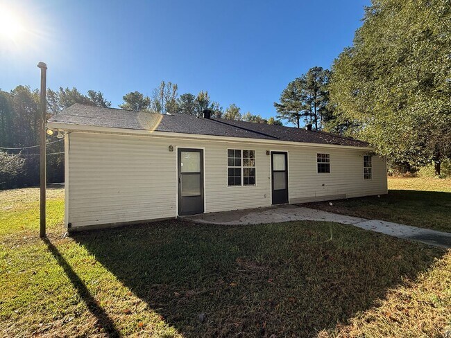 Building Photo - 5616 Co Rd 26