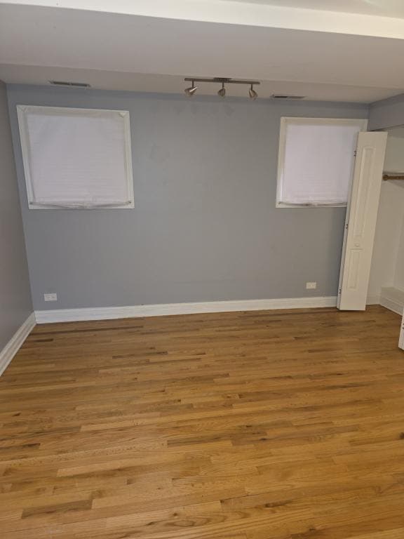 Building Photo - 4824 S King Dr