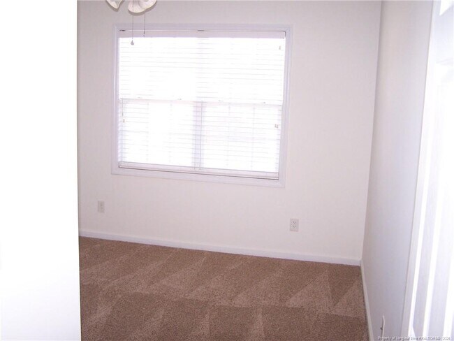 Building Photo - 1753 Cherrypoint Dr