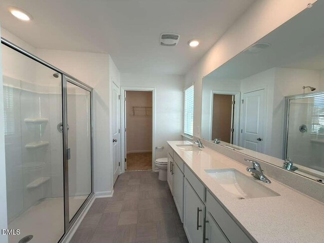 Building Photo - 1930 Hinesley Dr