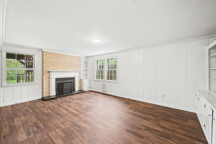 Building Photo - 3529 Trimble Rd