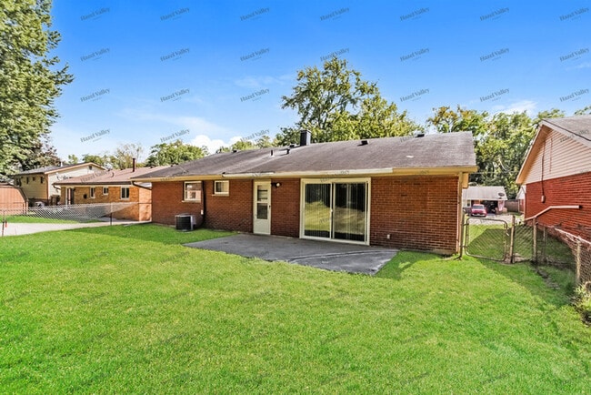 Building Photo - 2950 Aries Ct