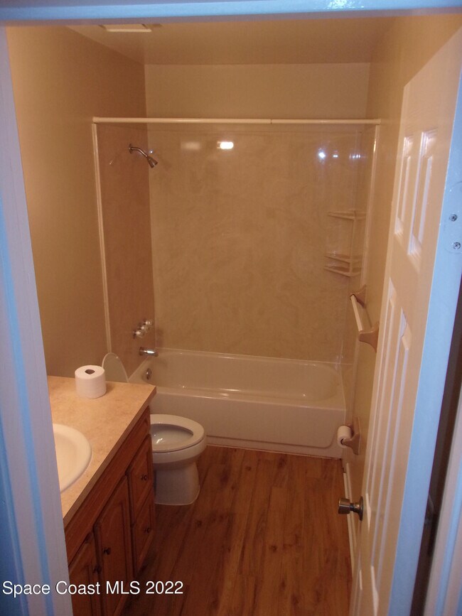 Building Photo - 3069 Sea Gate Cir