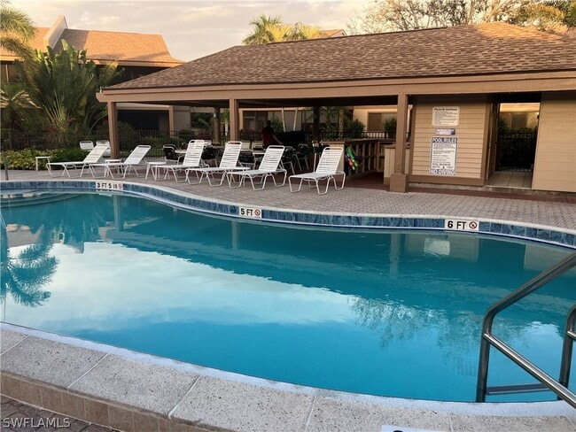 Building Photo - 64 4th St