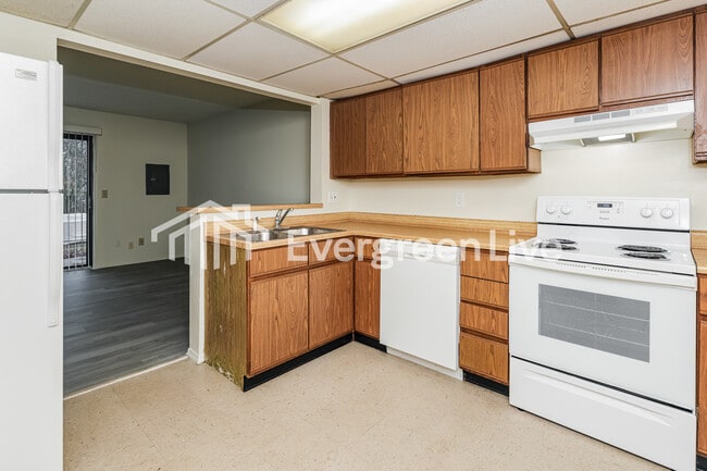 Building Photo - 6382 Nightwind Ct