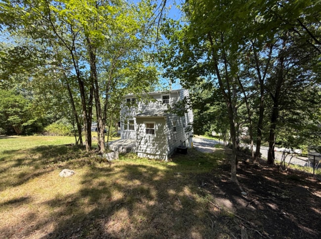 Building Photo - 49 Hunter Rd