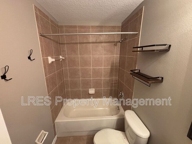 Building Photo - 55 Canterbury Bell Dr