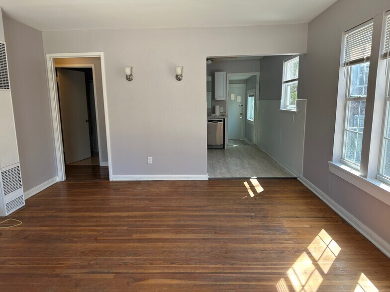 Living Room - 1030 Canton