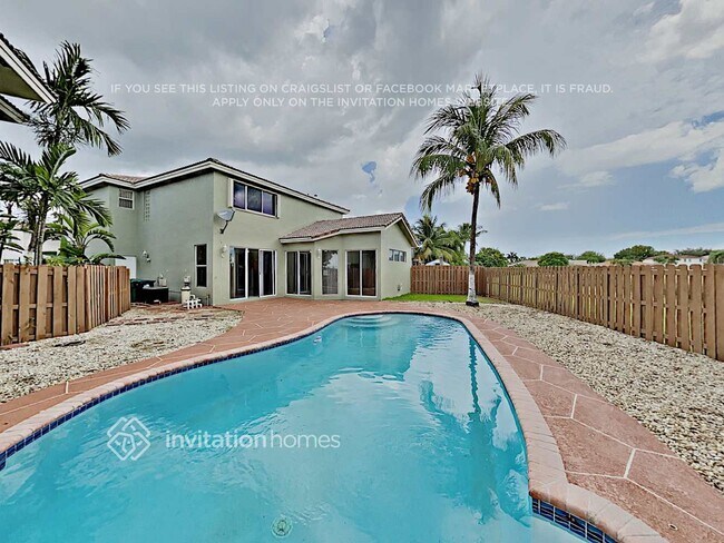 Building Photo - 15678 SW 112th Dr