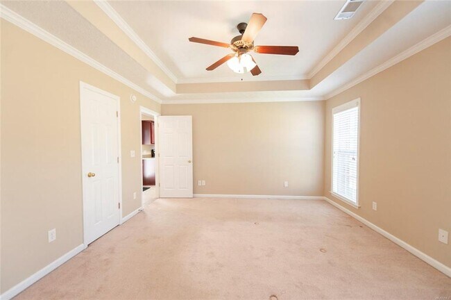 Building Photo - 6317 Burbank Crossing Loop