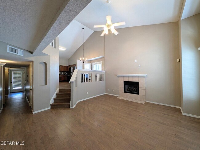 Building Photo - 12145 Sun Arbor Pl