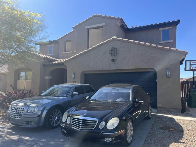 Building Photo - 40893 W Bedford Dr