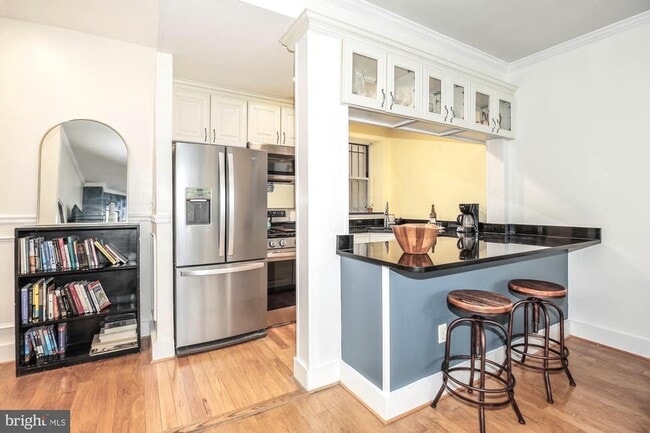 Building Photo - 1820 Clydesdale Pl NW