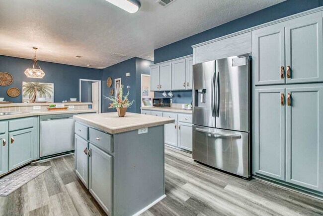 Building Photo - 5315 Cambria Dr