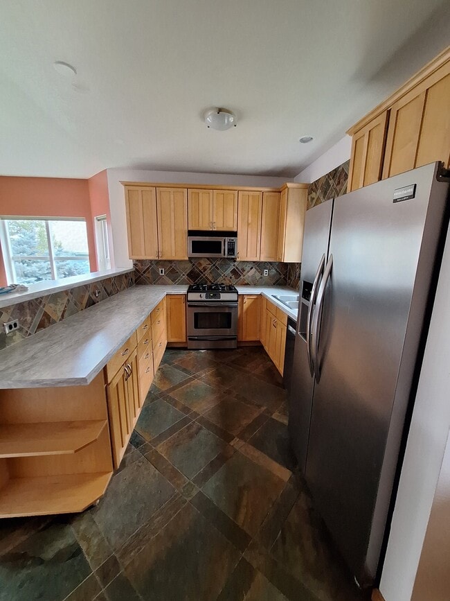 Building Photo - 1363 Lindenwood Grove