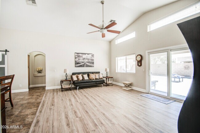 Building Photo - 43205 Roth Rd