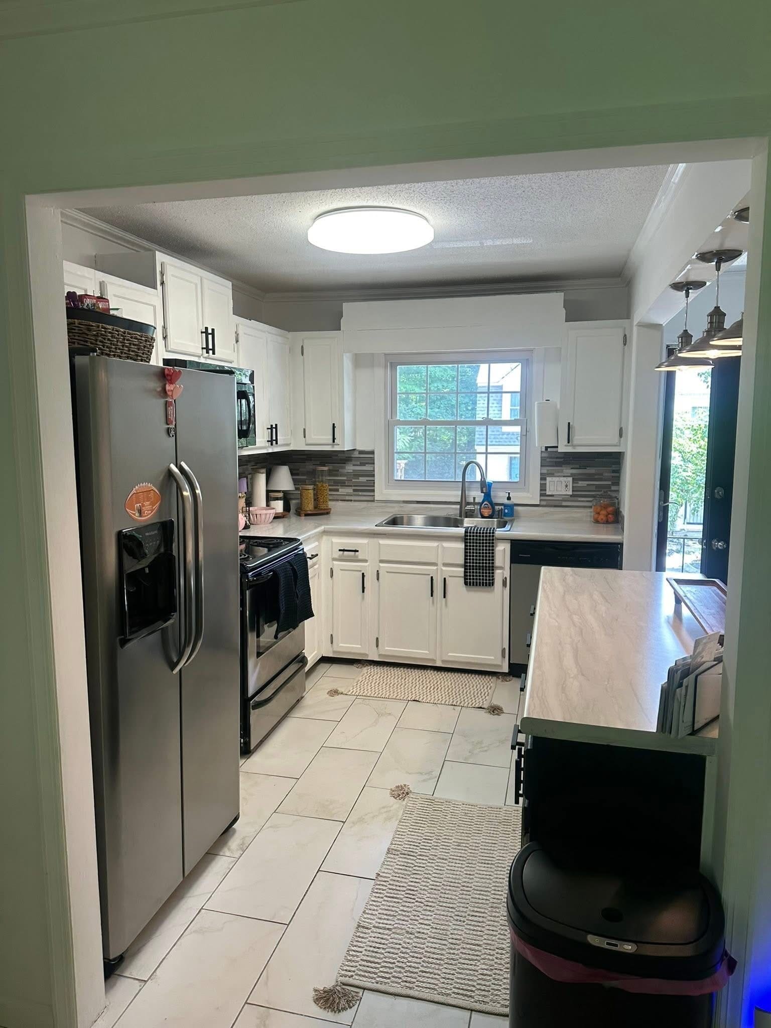 Kitchen - 3847 Tambark Dr