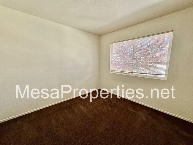 Building Photo - 13784 Brynwood St