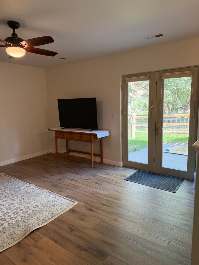 Building Photo - 4122 Sky Ranch Dr
