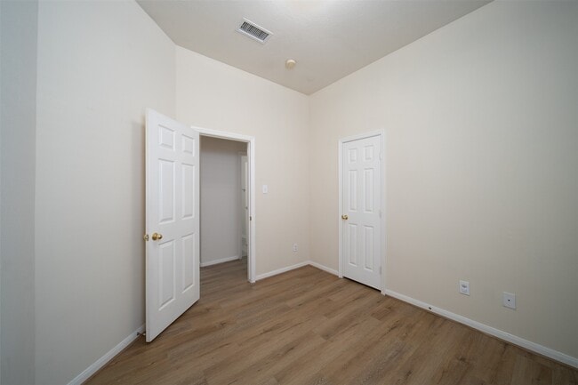 Building Photo - 18 Painted Canyon Pl