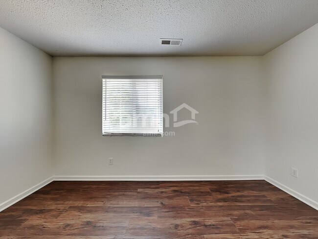 Building Photo - 808 Topsail Dr