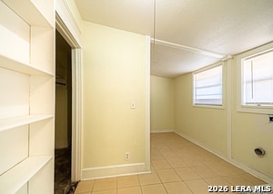 Building Photo - 243 Maplewood Ln