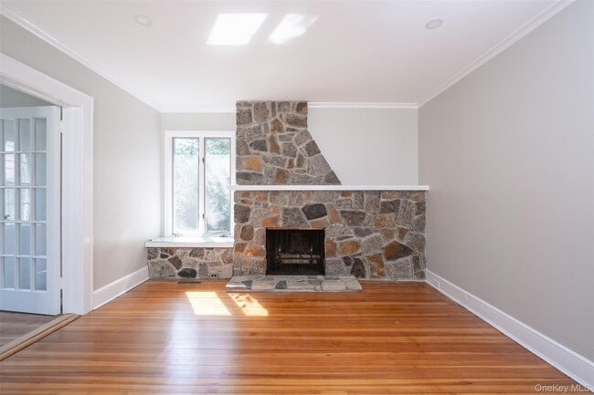 Building Photo - 1306 Henry Ave