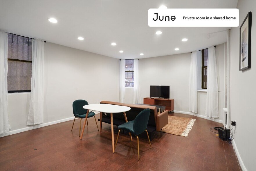 Building Photo - Room in Shared 2 bed/1 bath home in West Harlem