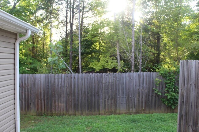 Building Photo - 2268 McCormick Lane