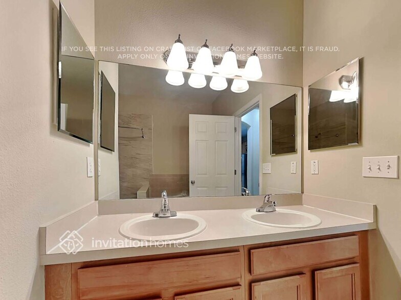 Building Photo - 5939 Desert Peace Ave