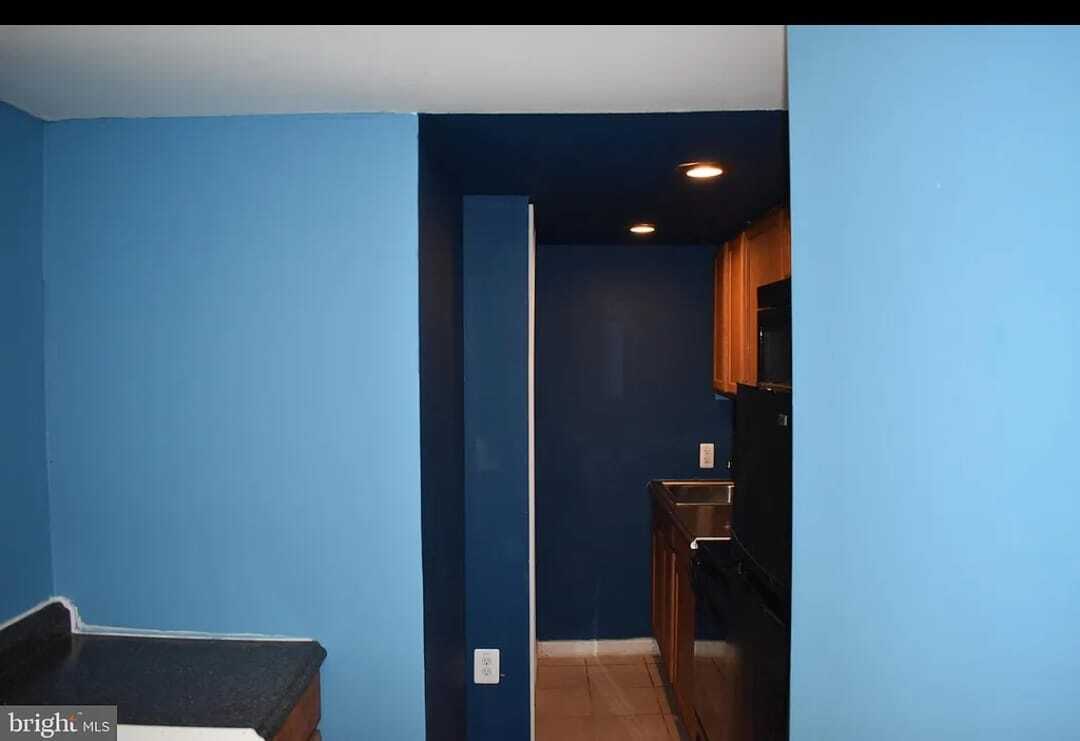 Building Photo - 6726 Jefferson Blvd