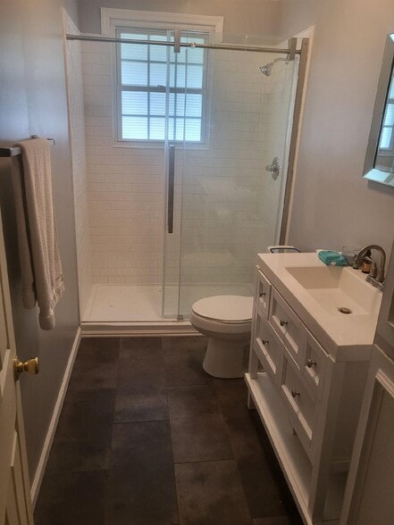 Remodeled Bathroom - 2004 Gardner St