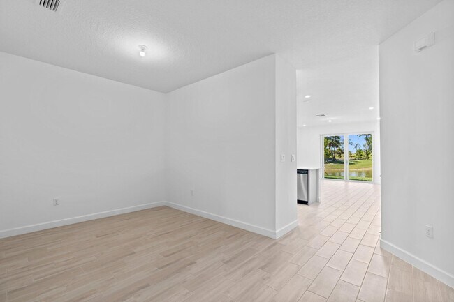 Building Photo - 5807 Shining Sea Ct