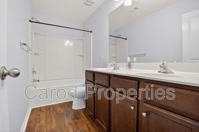 Building Photo - 3315 Runneymede Street SW