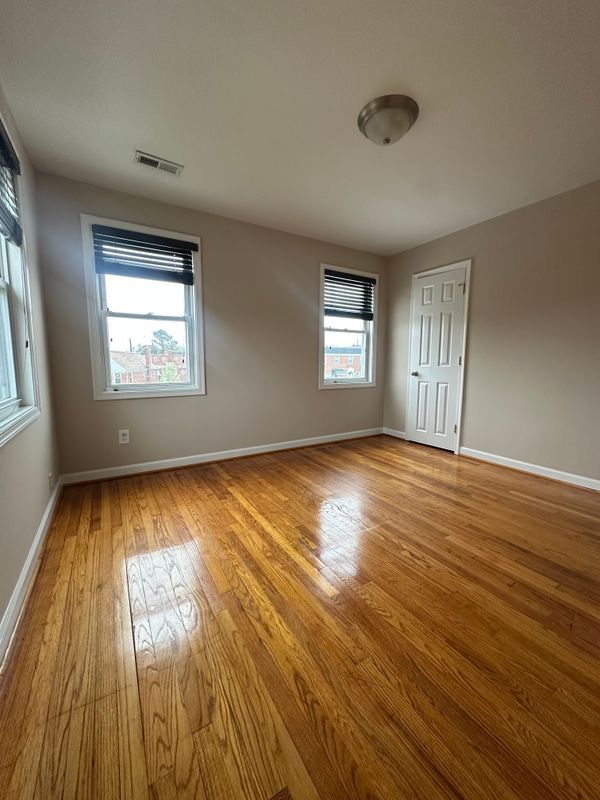 Building Photo - 500 Lucia Ave