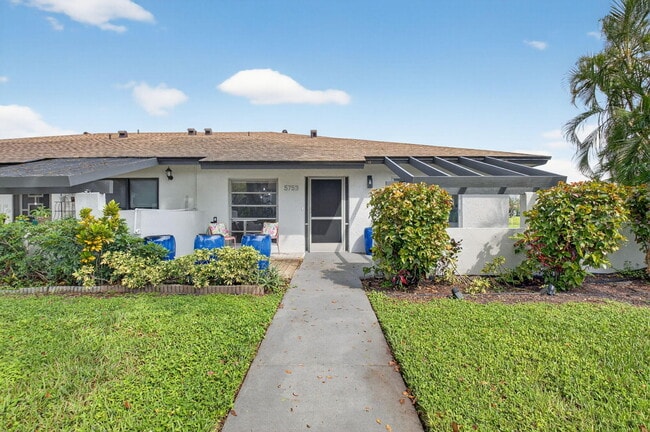 Primary Photo - 5753 Spindle Palm Ct