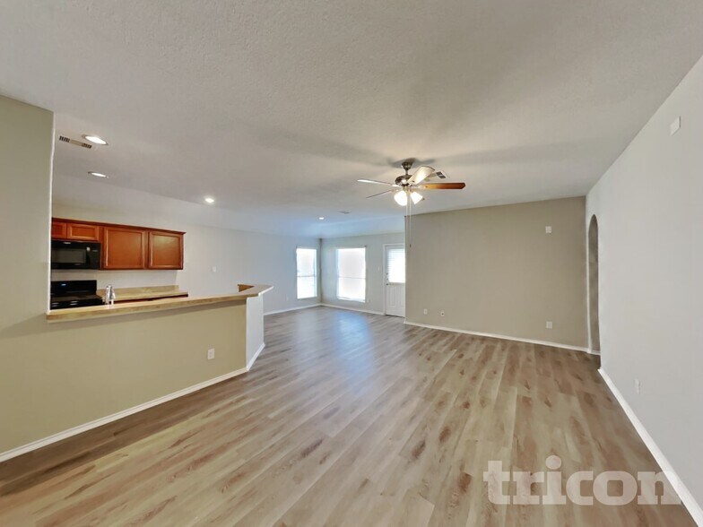 Building Photo - 20435 Shiloh Mist Ln