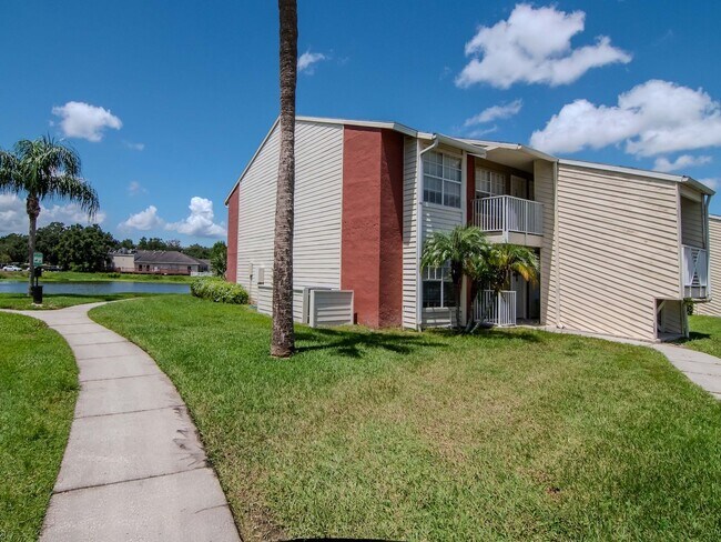 Building Photo - Remodeled Ground Floor 1 Bedroom 1 Bath Fo...