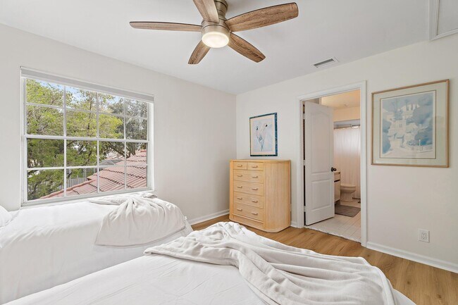 Building Photo - 137 Eagleton Ct